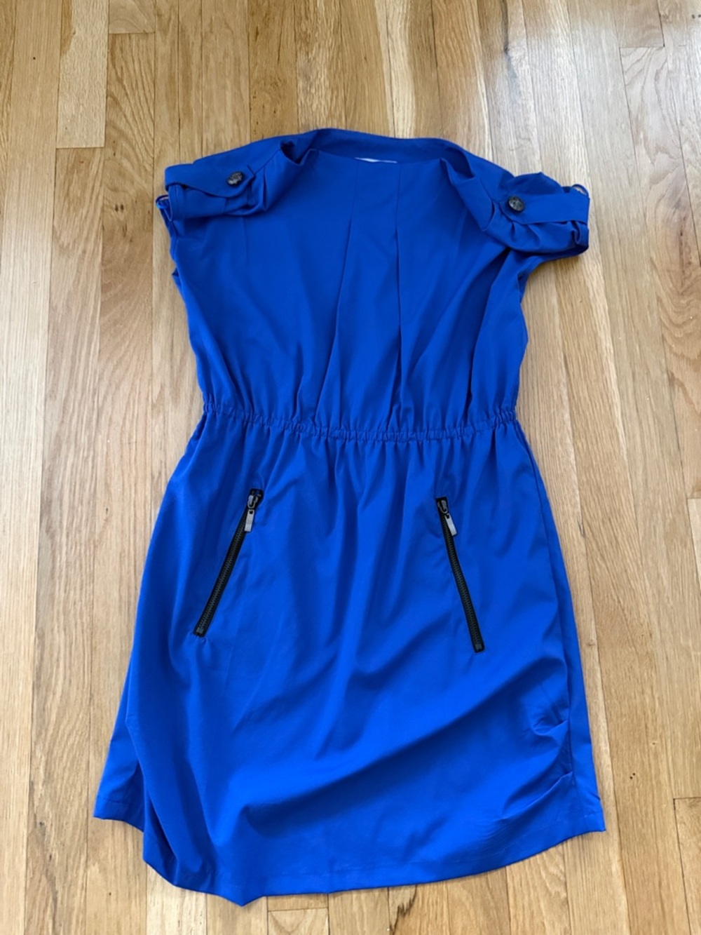 Blue Short-Sleeve Elastic-Waist Dress with Zip Pockets